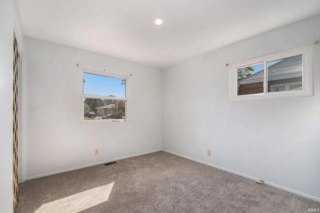 Building Photo - 2715 Edison Rd