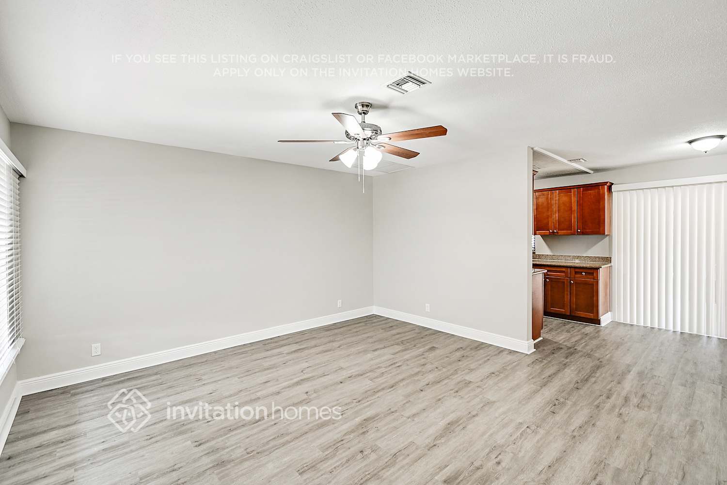 Building Photo - 530 S 13th Pl
