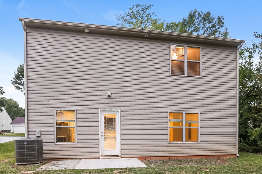 Building Photo - 10042 Brawley Ln