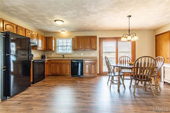 Building Photo - 19 Christine Dr