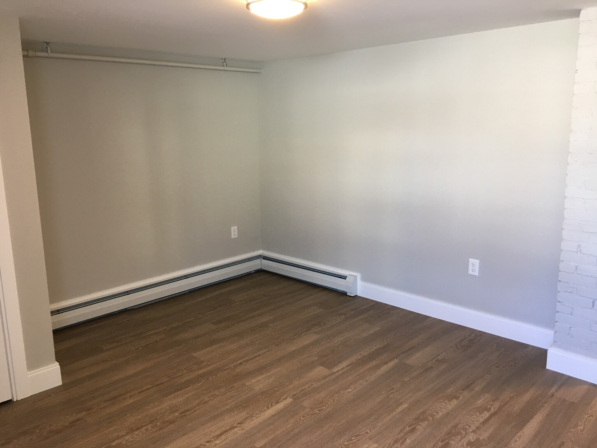 Building Photo - 151 Portsmouth Ave