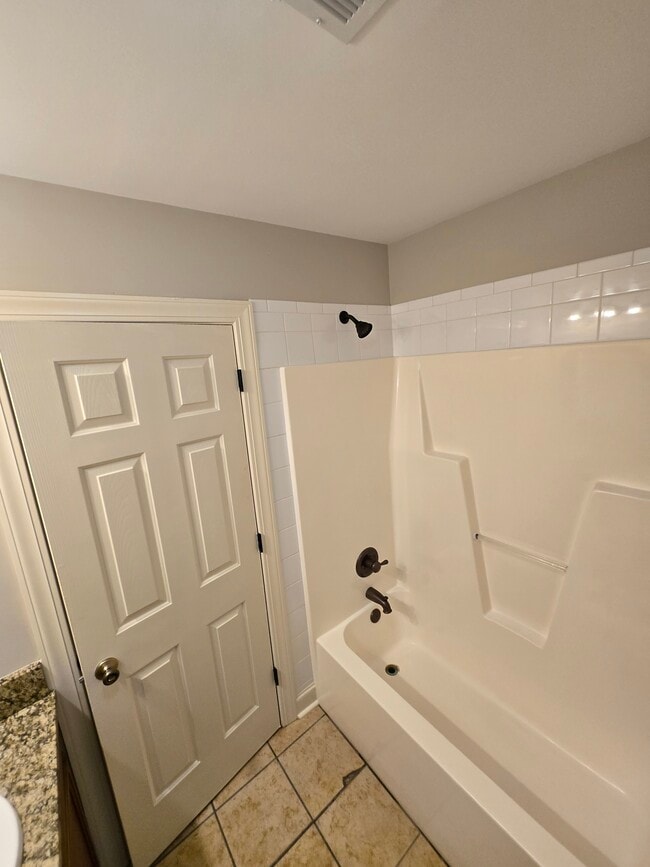 Building Photo - 1405 Allies Ct