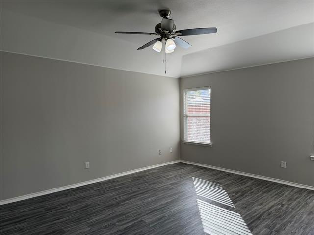 Building Photo - 220 Bonsai Dr