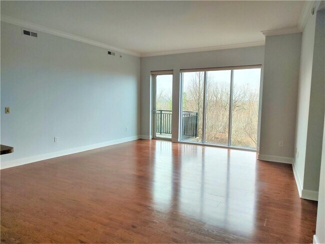 Building Photo - 2950 Mt Wilkinson Pkwy SE