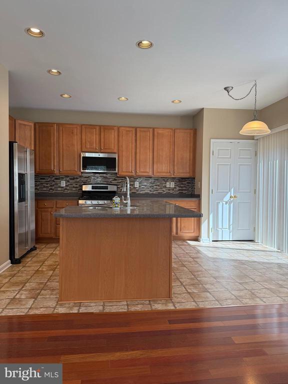 Building Photo - 155 Penns Manor Dr