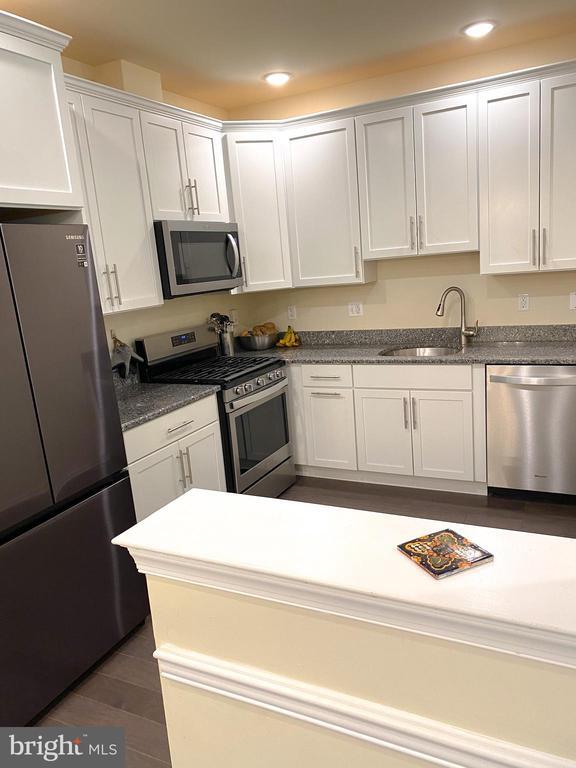 Building Photo - 5333 Palomino Ct