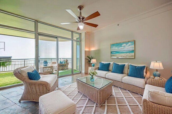 Building Photo - 801 E Beach Dr