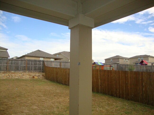 Building Photo - Solana Ridge