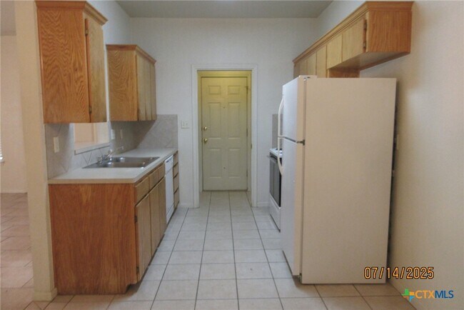 Building Photo - 2606 Edgefield St