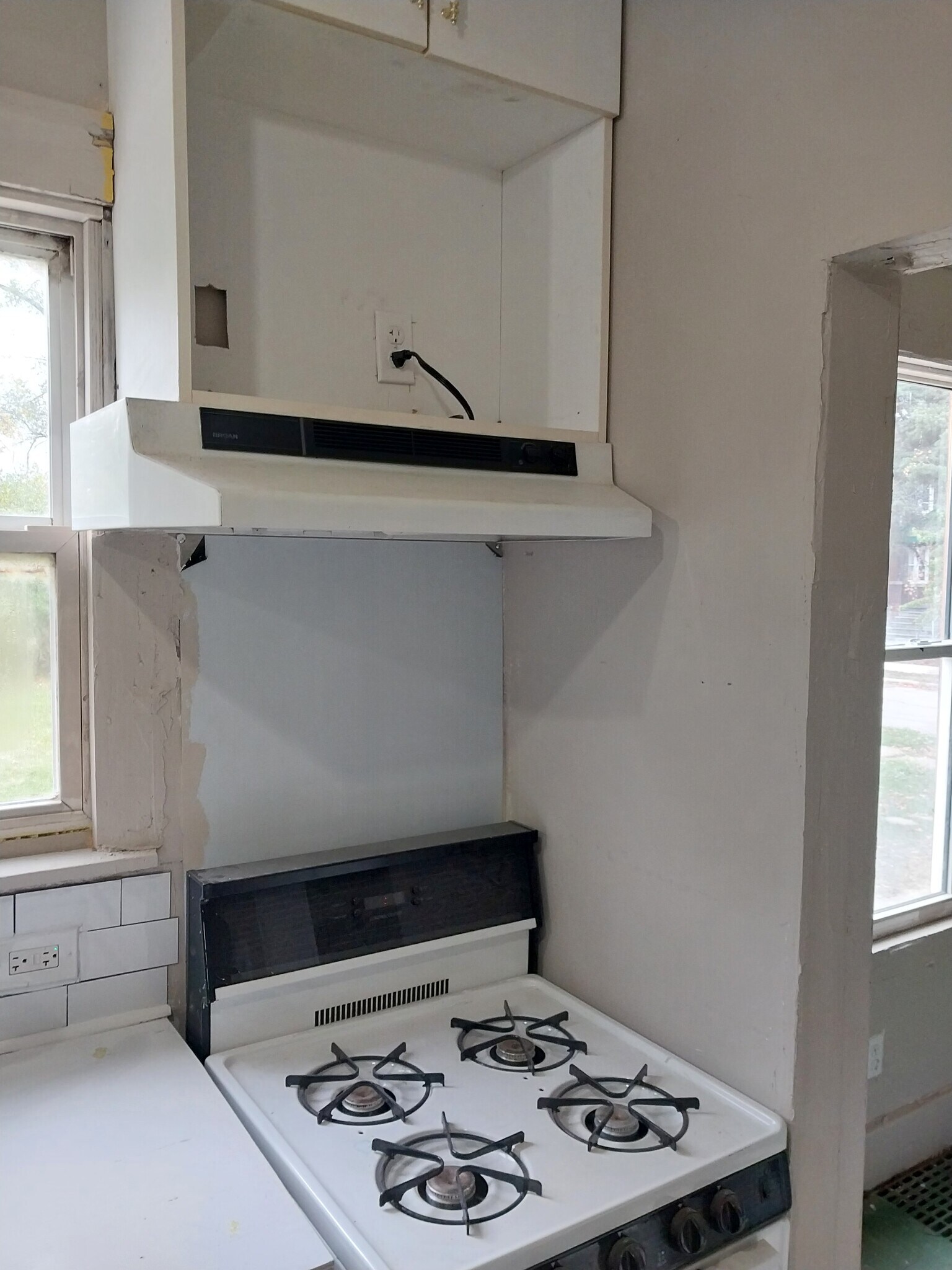 Building Photo - 15350 Alden St