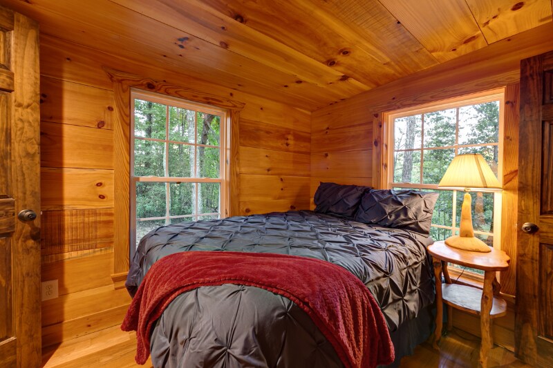 Building Photo - 250 Lovell Ln