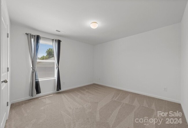 Building Photo - Move in Now, Buy When You're Ready Your Ne...