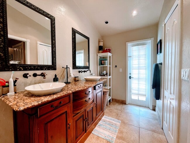 Building Photo - 1701 NW 97th Terrace