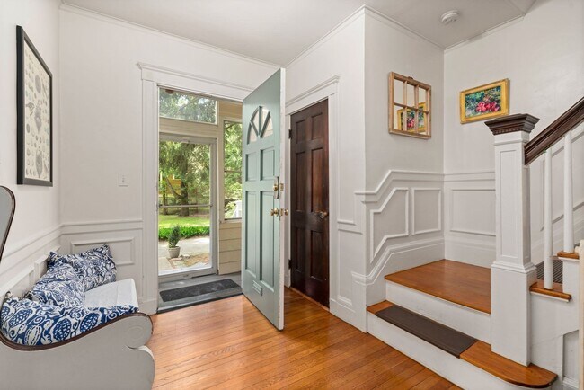 Building Photo - 81 Avalon Rd