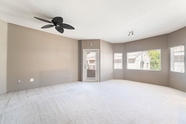 Building Photo - Remodeled 2-Bed, 2-Bath Second-Floor Unit ...