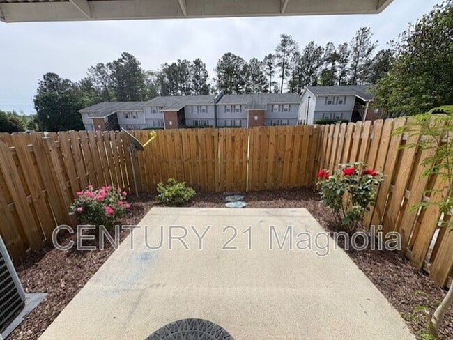 Building Photo - 1015 Micah Terrace