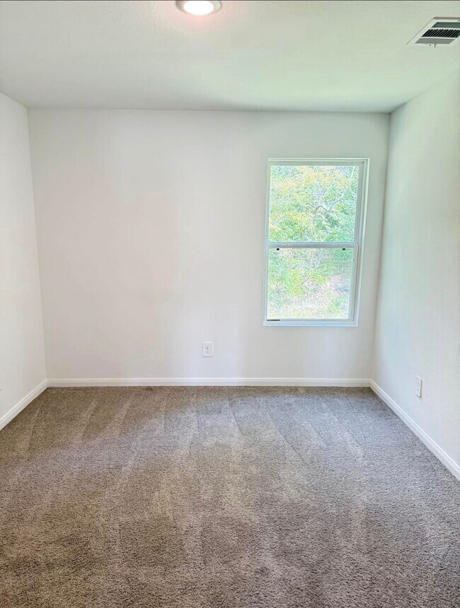 Building Photo - 16527 Jasmine Marie Pl