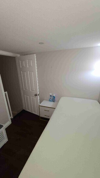 Building Photo - 20 Palladium Ln