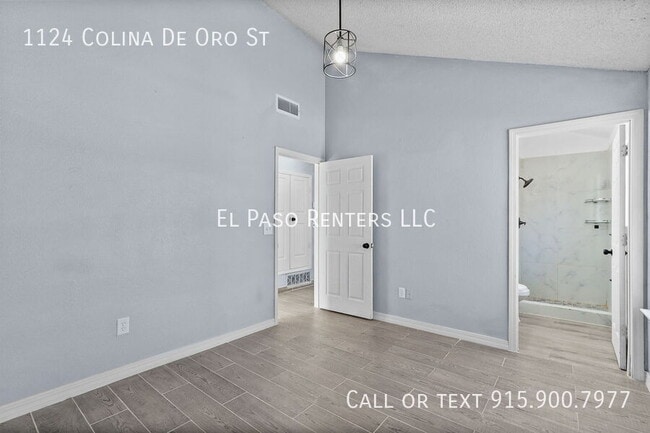 Building Photo - 1124 Colina De Oro St