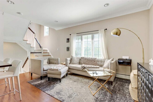 Building Photo - 25 Hackensack Plank Rd