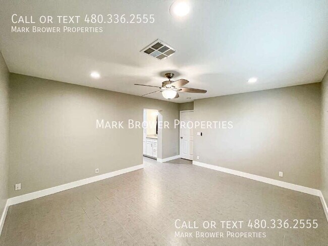 Building Photo - 219 E Pierce St