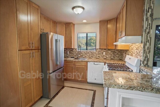 Building Photo - 23528 Newhall Ave