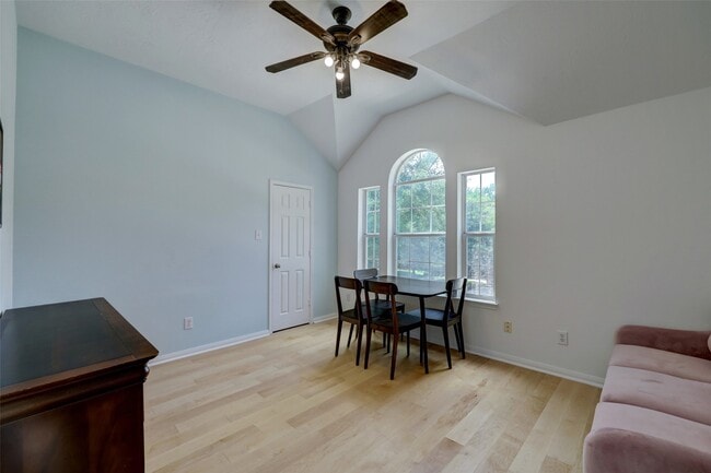 Building Photo - 8403 Silver Lure Dr