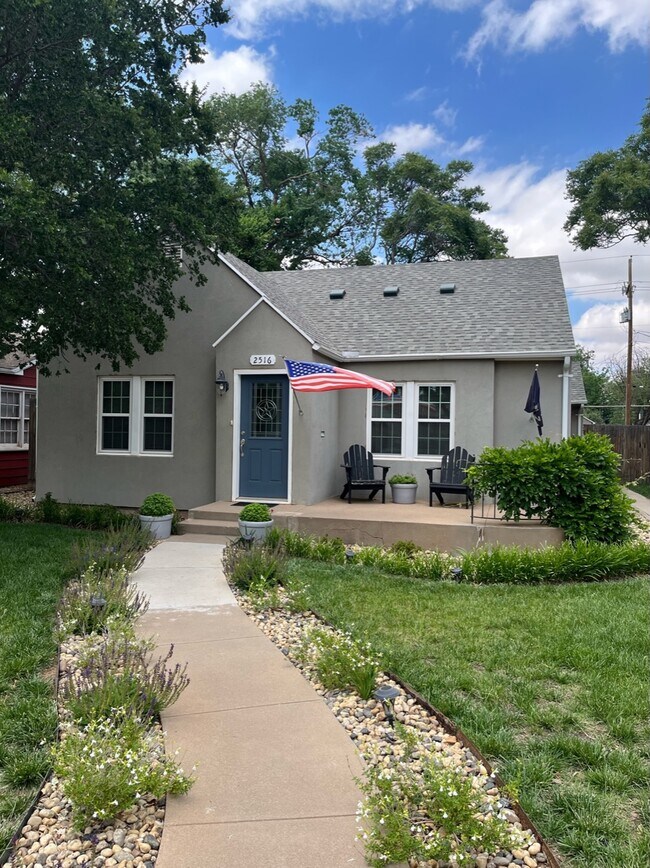 Primary Photo - 2516 22nd St