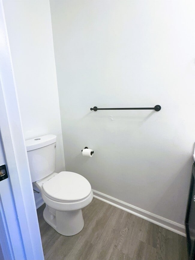 Building Photo - 234 Jonathans Way