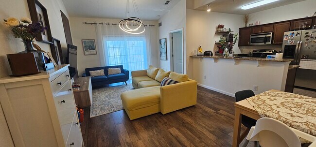 Primary Photo - 4911 Key Lime Dr