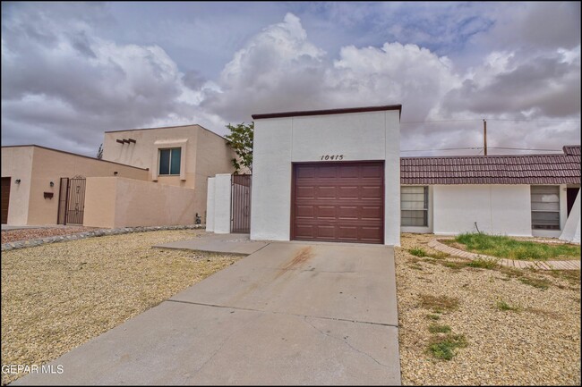 Building Photo - 10415 Ashwood Dr