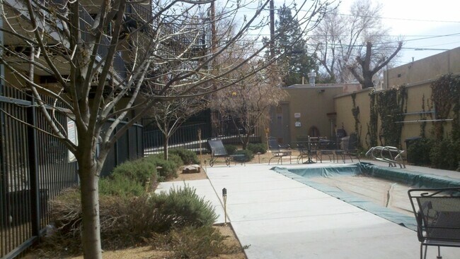 Building Photo - EDo ARNO LOFTS w/Pool