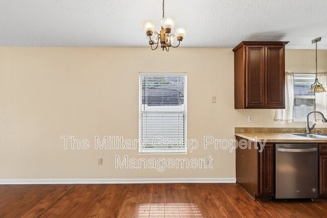 Building Photo - 12387 Anarania Dr