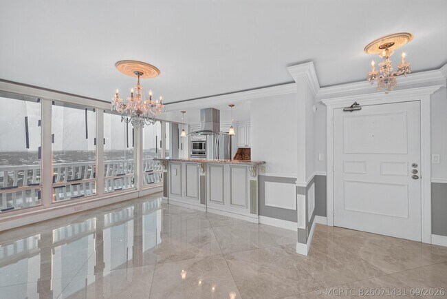 Building Photo - 4020 Galt Ocean Dr