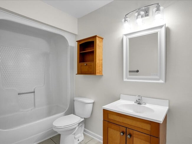 Building Photo - 109 Elcon Dr