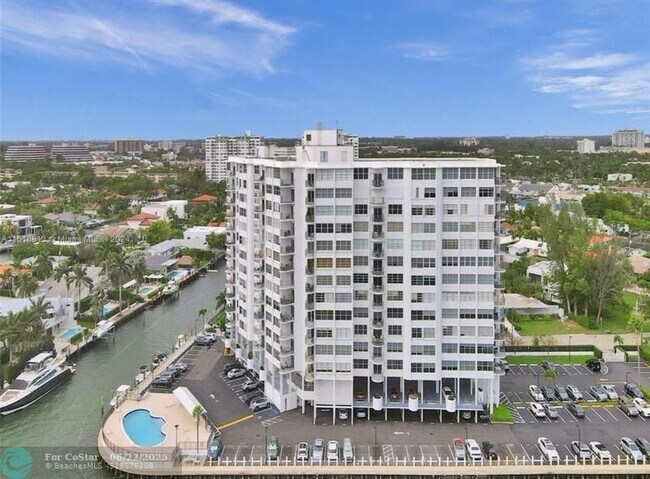 Building Photo - 11930 N Bayshore Dr
