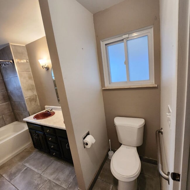 Master Bathroom - 32442 Joy Rd