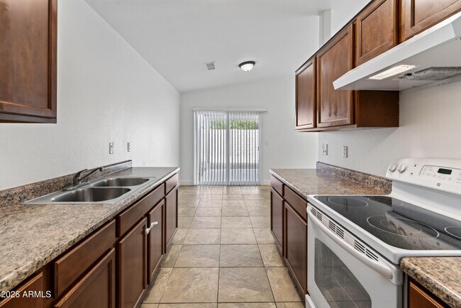 Building Photo - 4902 W Crocus Dr