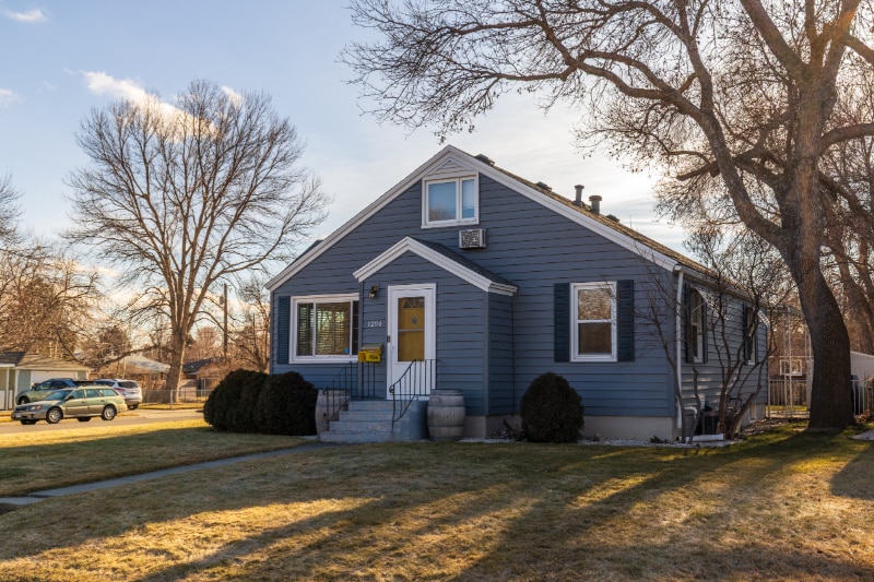 Building Photo - 1204 Avenue E