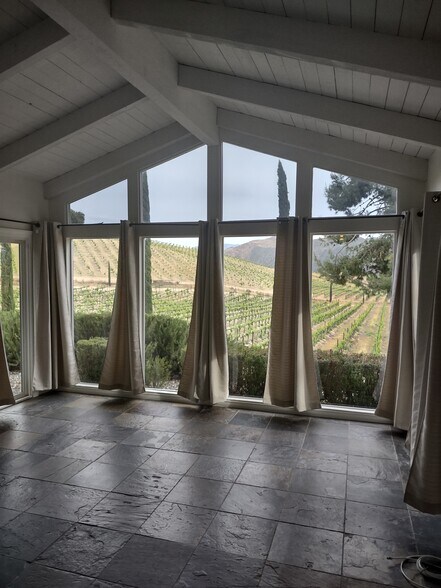 Building Photo - 37850 De Portola Rd