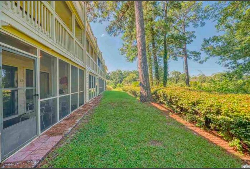 Building Photo - 510 Fairwood Lakes Dr