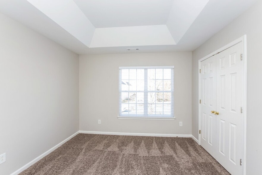 Building Photo - 8732 Hazelcroft Ln