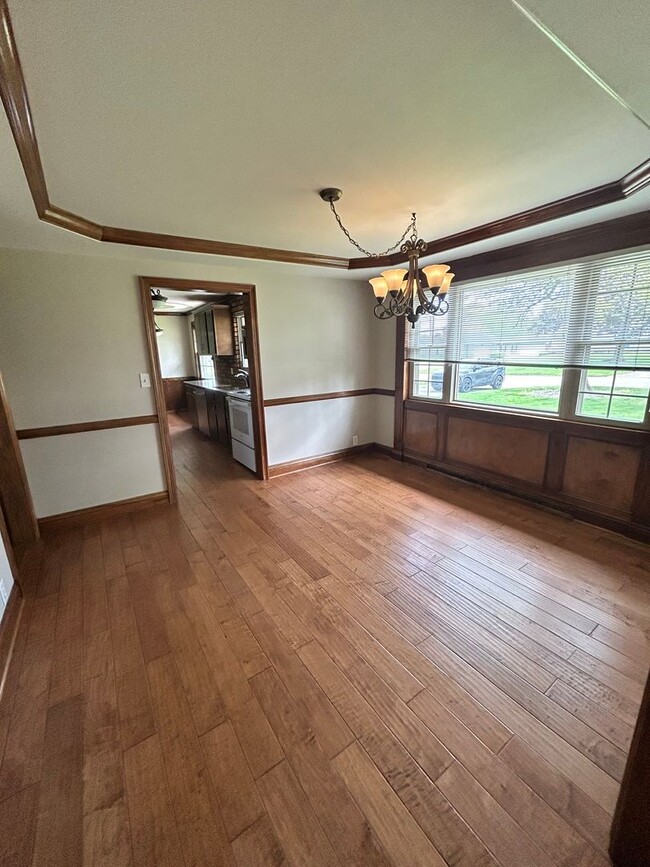 Building Photo - Three Bedroom, Single-Family Home