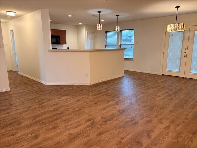 Building Photo - 933 Newberry Trail