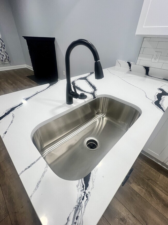 Building Photo - 2431 McElderry St