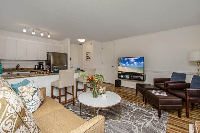 Building Photo - 411 Hobron Ln