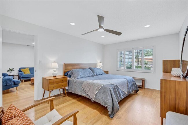 Building Photo - 1600 1st Ave W