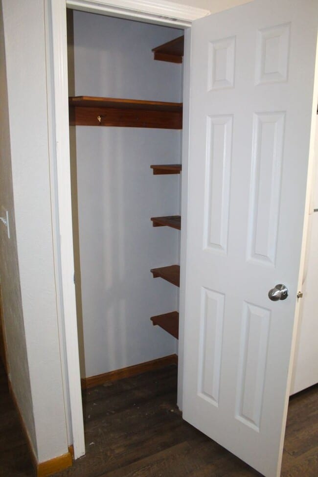 Building Photo - 2237 Mt Vernon Rd SE