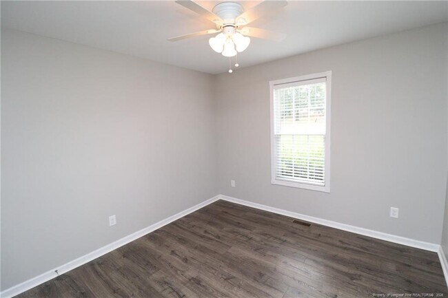 Building Photo - 1041 Parkers Ridge Dr