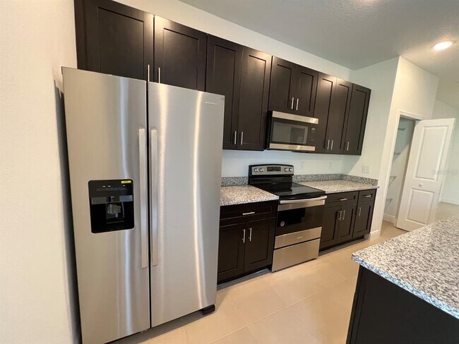 Building Photo - 750 Auburn Grv Ct